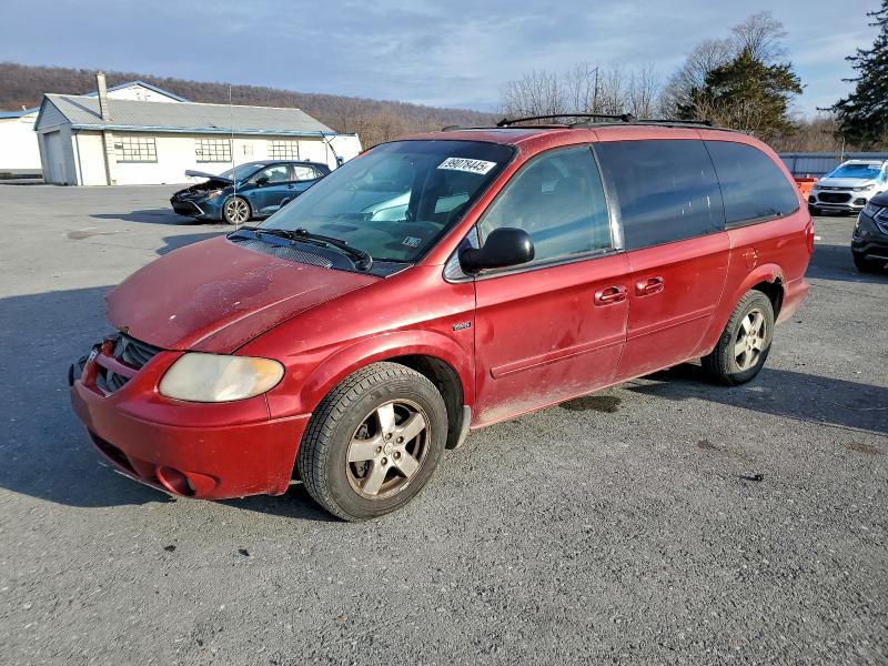 DODGE GRAND CARA 2005 with VIN 2D4GP44L05R345454 - Photo from auction