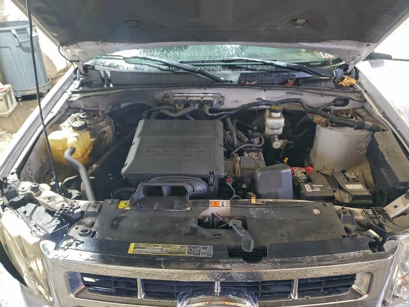 Photo 12 from auction – 2010 FORD ESCAPE LIM with VIN 1FMCU9EG3AKD36996