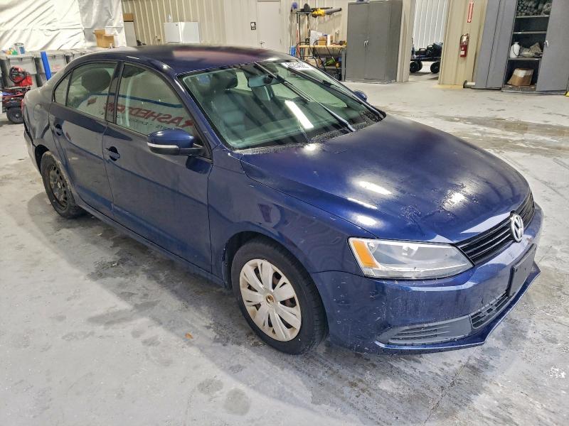 Photo 4 from auction – 2014 VOLKSWAGEN JETTA with VIN 3VWD17AJ5EM237583