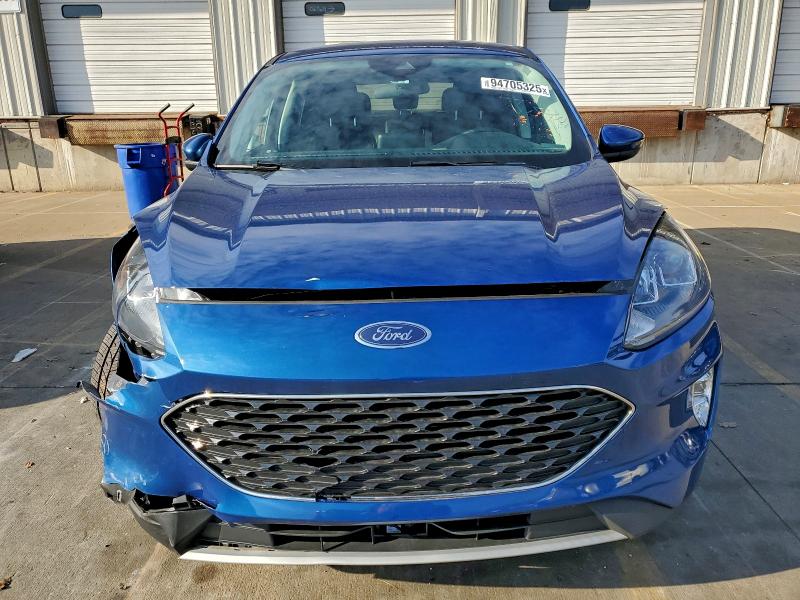 Photo 5 from auction – 2022 FORD ESCAPE SEL with VIN 1FMCU0H60NUA03888
