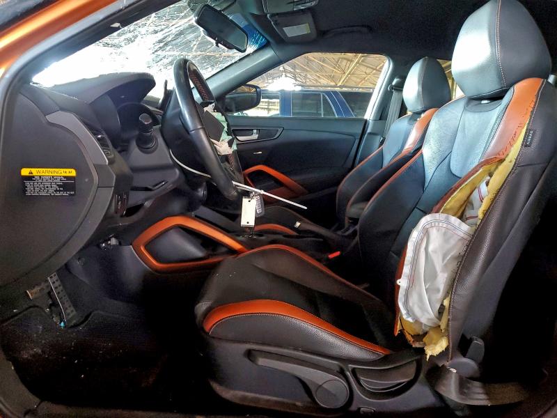 صورة رقم 7 من المزاد - 2016 HYUNDAI VELOSTER T مع VIN KMHTC6AE5GU288596