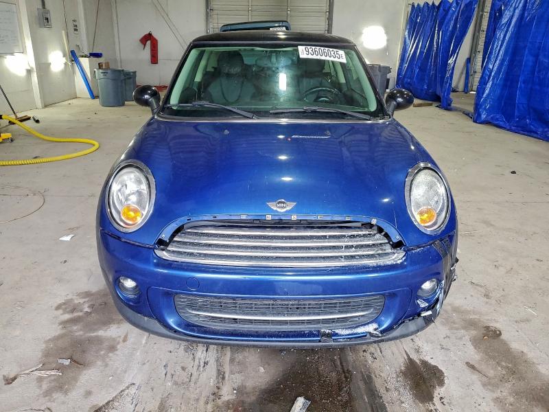 Photo 5 from auction – 2013 MINI COOPER with VIN WMWSU3C53DT687353