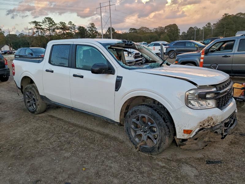 Photo 4 from auction – 2024 FORD MAVERICK X with VIN 3FTTW8H38RRB03933