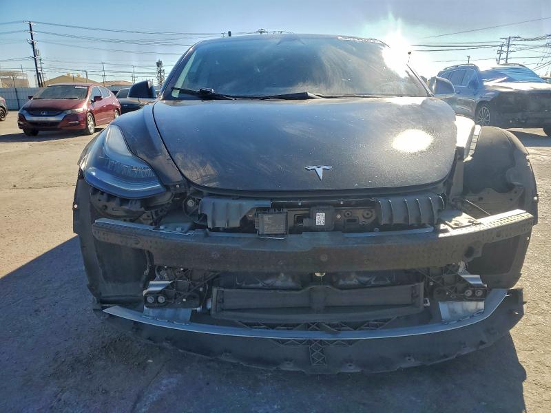 Photo 5 from auction – 2018 TESLA MODEL 3 with VIN 5YJ3E1EA6JF157430