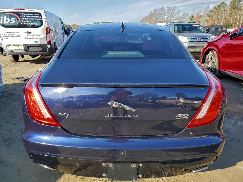Photo 6 from auction – 2016 JAGUAR XJ with VIN SAJWJ1CD0G8W02051