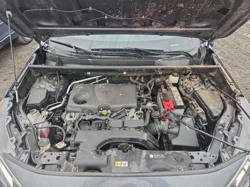 Photo 12 from auction – 2019 TOYOTA RAV4 XLE with VIN JTMP1RFV5KD015804