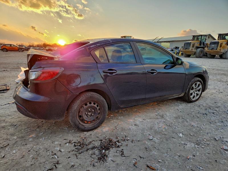 Photo 3 from auction – 2010 MAZDA 3 with VIN JM1BL1SF2A1287490