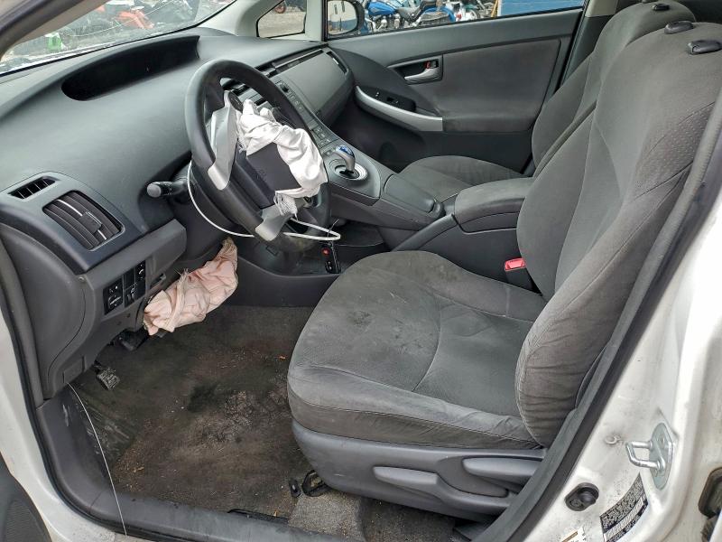 Photo 7 from auction – 2011 TOYOTA PRIUS with VIN JTDKN3DU2B0296392