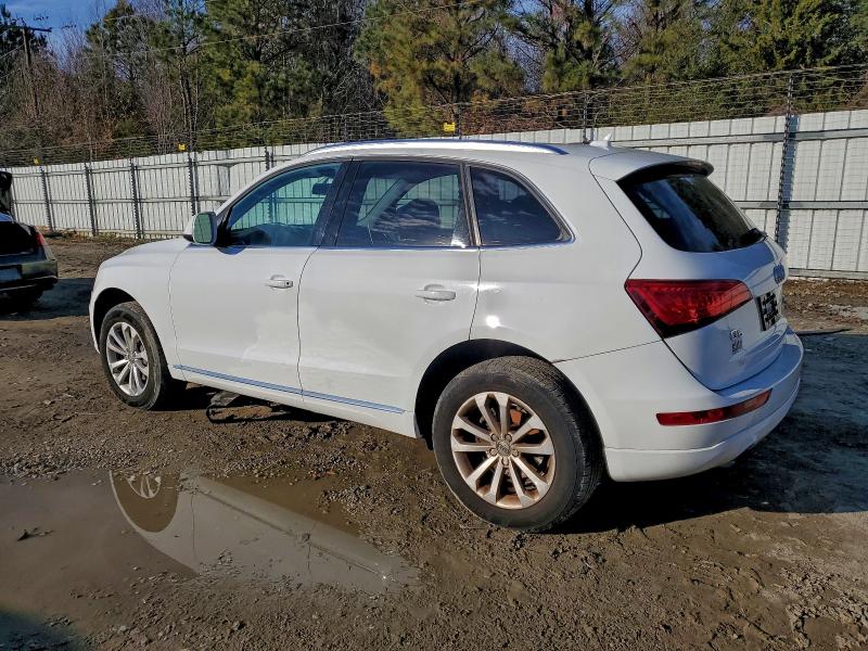 Photo 2 from auction – 2014 AUDI Q5 PREMIUM with VIN WA1CFAFP4EA034427