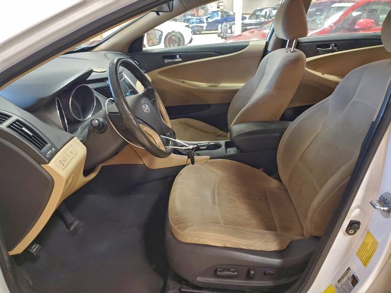 Photo 7 from auction – 2011 HYUNDAI SONATA GLS with VIN 5NPEB4AC5BH111620