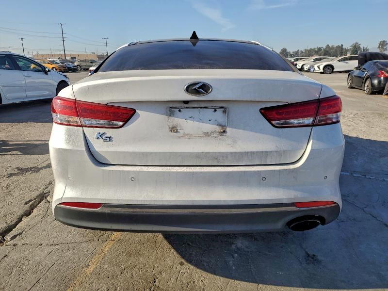 Photo 6 from auction – 2016 KIA OPTIMA EX with VIN 5XXGU4L38GG091902