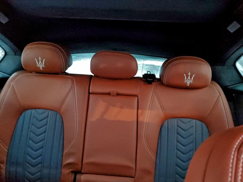 Photo 10 from auction – 2022 MASERATI LEVANTE BA with VIN ZN661XUA5NX398905