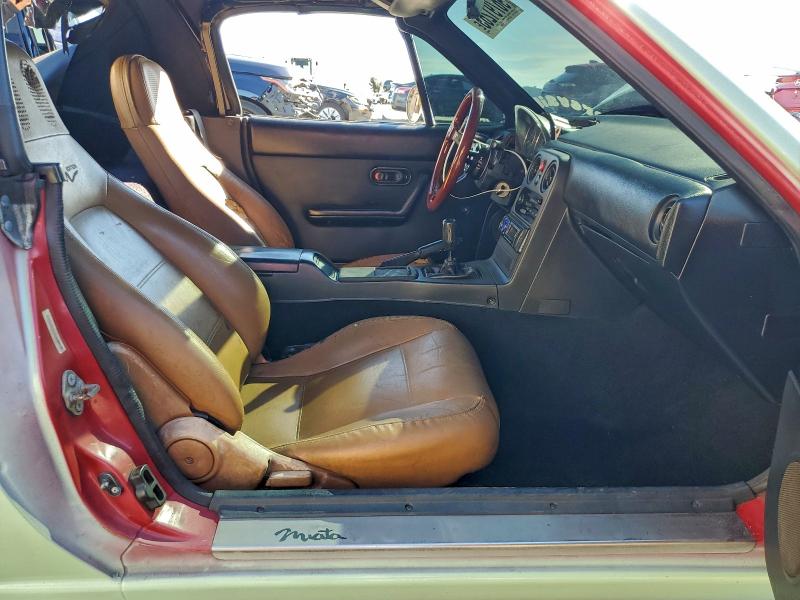 Photo 10 from auction – 1993 MAZDA MX-5 MIATA with VIN JM1NA3512P1416769