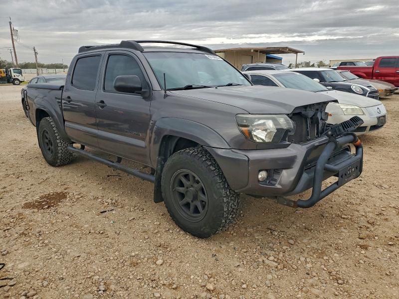 Photo 4 from auction – 2012 TOYOTA TACOMA DOU with VIN 5TFJU4GN2CX015774