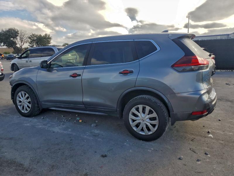 Photo 2 from auction – 2018 NISSAN ROGUE S with VIN KNMAT2MT5JP601747