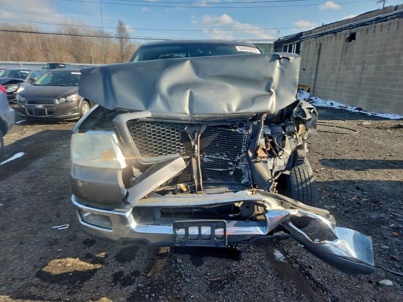 Photo 5 from auction – 2005 FORD F150 with VIN 1FTRF12W05NA90614