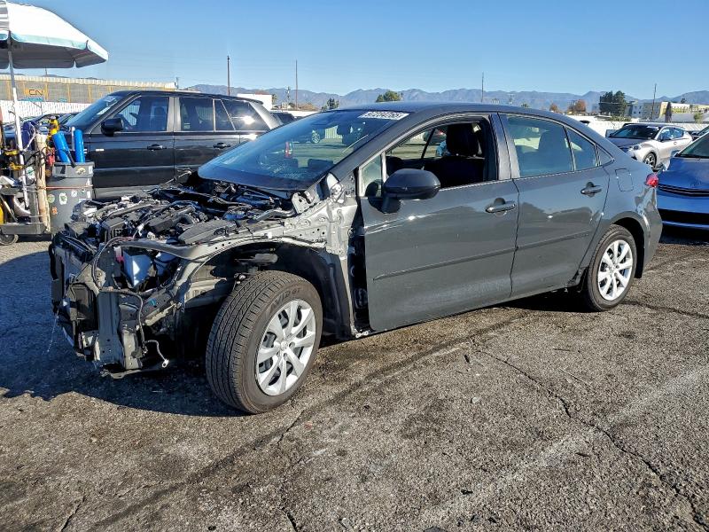 TOYOTA COROLLA LE 2023 with VIN JTDBCMFE7P3025447 - Photo from auction
