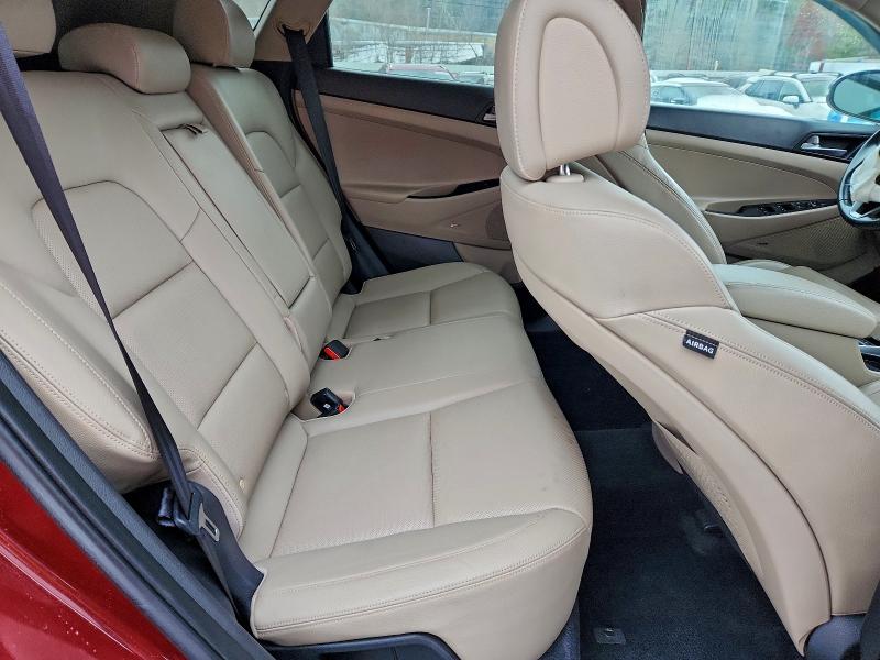 Photo 10 from auction – 2017 HYUNDAI TUCSON LIM with VIN KM8J3CA45HU453643