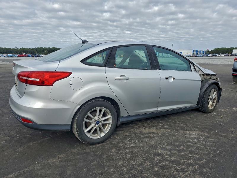Photo 3 from auction – 2017 FORD FOCUS SE with VIN 1FADP3F21HL221372