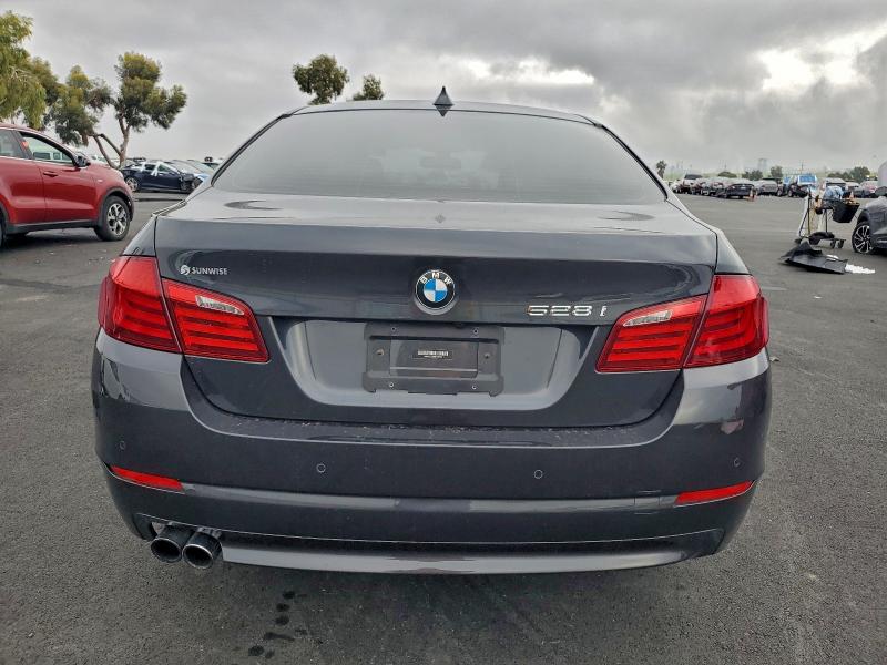 Photo 6 from auction – 2013 BMW 528 I with VIN WBAXG5C58DDY35595