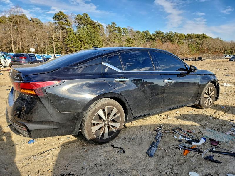 Photo 3 from auction – 2019 NISSAN ALTIMA SL with VIN 1N4BL4EV7KC113057
