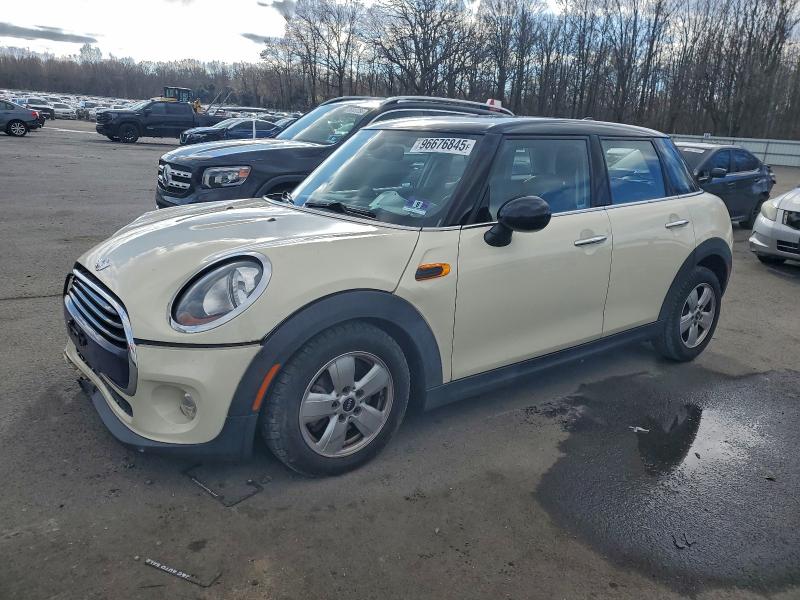 MINI COOPER 2018 с VIN WMWXU1C57J2F80580 - Снимка от търг