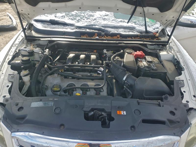 Photo 11 from auction – 2011 FORD TAURUS LIM with VIN 1FAHP2FW1BG111419