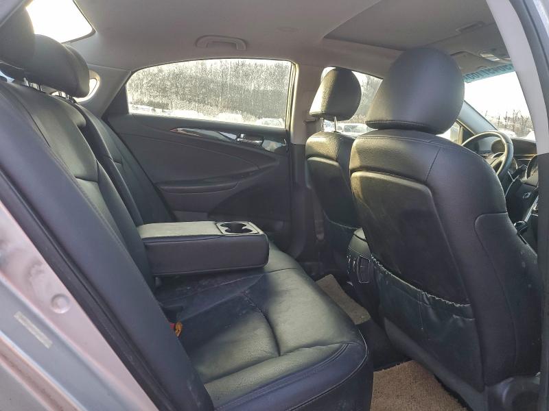 Photo 10 from auction – 2011 HYUNDAI SONATA with VIN 5NPEC4AC3BH001761