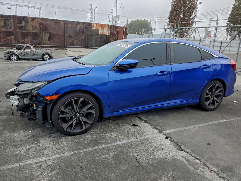 Photo 1 from auction – 2020 HONDA CIVIC SPOR with VIN 2HGFC2F81LH569970