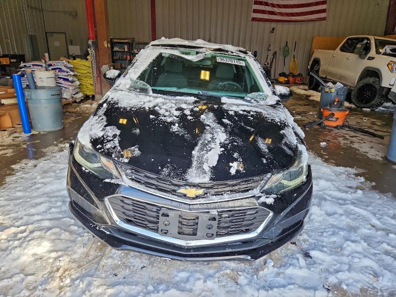 Photo 5 from auction – 2017 CHEVROLET CRUZE LT with VIN 3G1BE6SM2HS520307