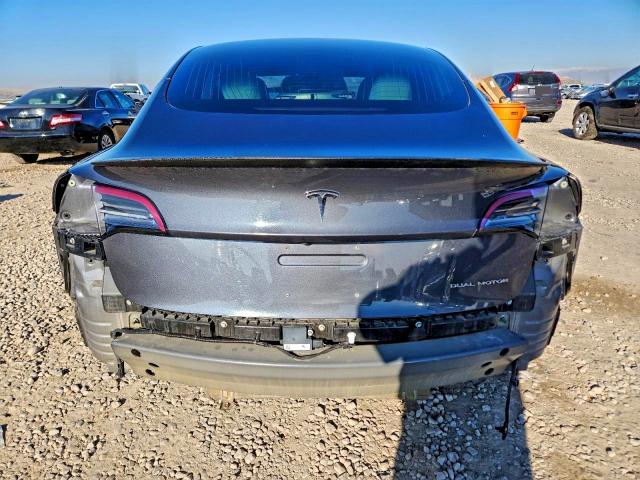 Photo 6 from auction – 2018 TESLA MODEL 3 with VIN 5YJ3E1EB6JF085718