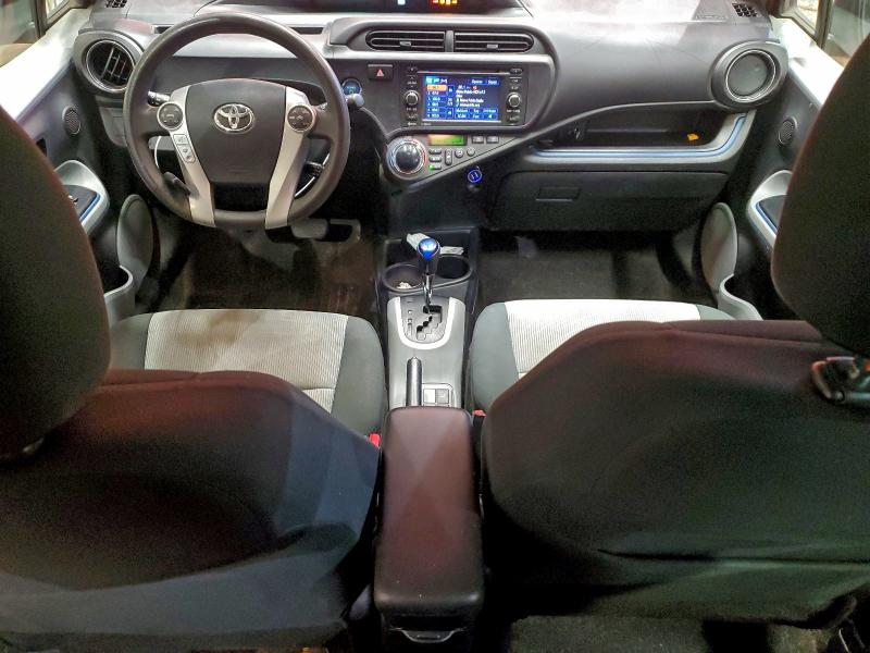 Photo 8 from auction – 2013 TOYOTA PRIUS C with VIN JTDKDTB33D1049490