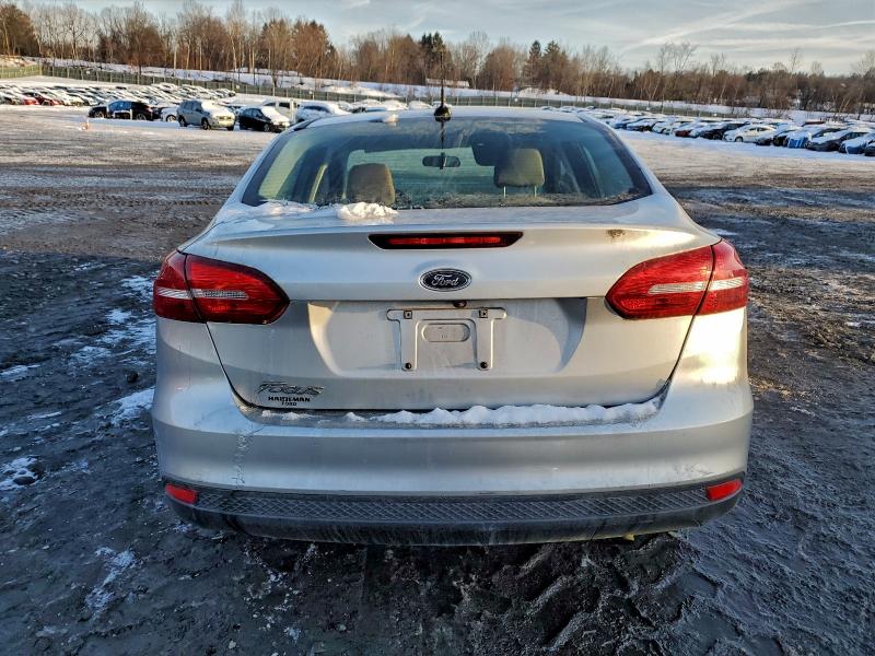 Photo 6 from auction – 2017 FORD FOCUS with VIN 1FADP3E20HL281371