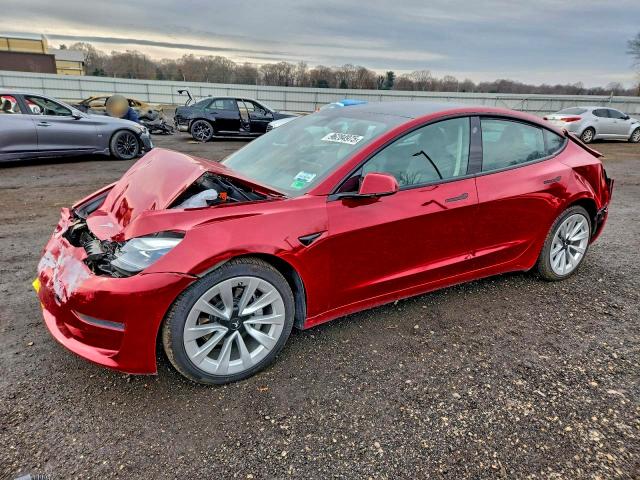 TESLA MODEL 3 2022 with VIN 5YJ3E1EA7NF186831 - Photo from auction
