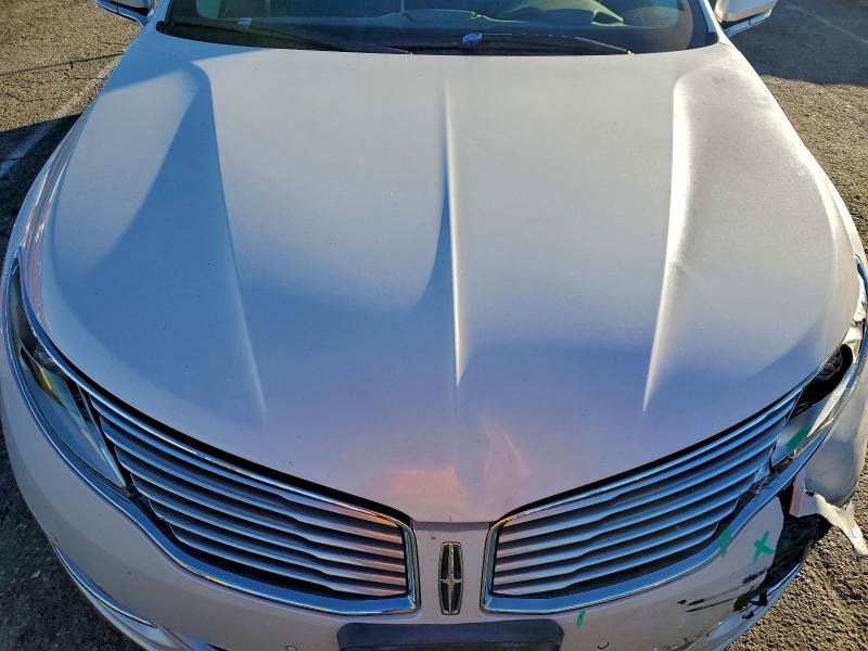 Photo 11 from auction – 2013 LINCOLN MKZ with VIN 3LN6L2G96DR809943