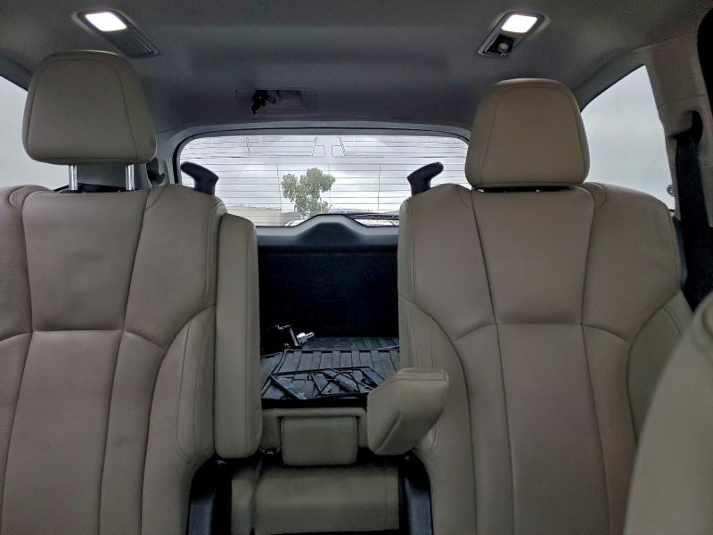 Photo 10 from auction – 2019 SUBARU ASCENT LIM with VIN 4S4WMAPD4K3476665