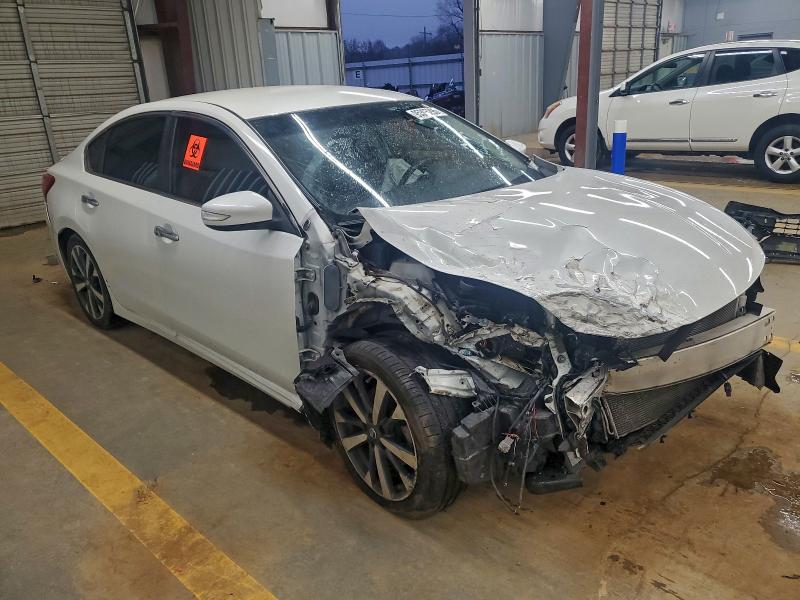 Photo 4 from auction – 2016 NISSAN ALTIMA 2.5 with VIN 1N4AL3AP8GC125030
