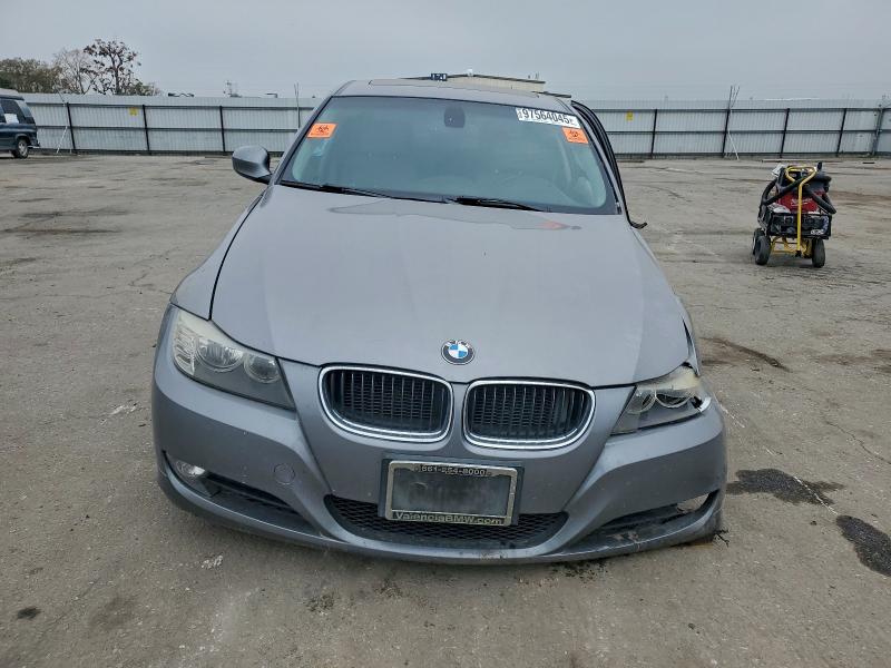 Photo 5 from auction – 2011 BMW 328 I SULE with VIN WBAPH5G57BNM77498
