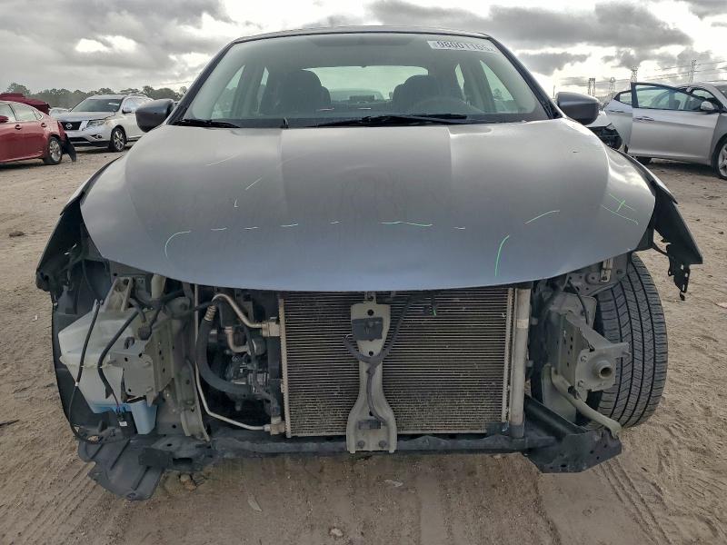 Photo 5 from auction – 2017 NISSAN SENTRA S with VIN 3N1AB7AP9HY332445