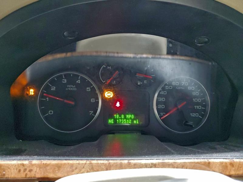 Photo 9 from auction – 2005 FORD FIVE HUNDR with VIN 1FAHP27105G120930