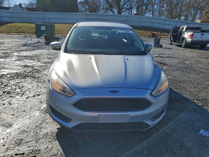 Photo 5 from auction – 2017 FORD FOCUS SE with VIN 1FADP3F2XHL320224