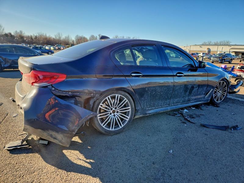 Photo 3 from auction – 2018 BMW M550XI with VIN WBAJB9C58JB286127