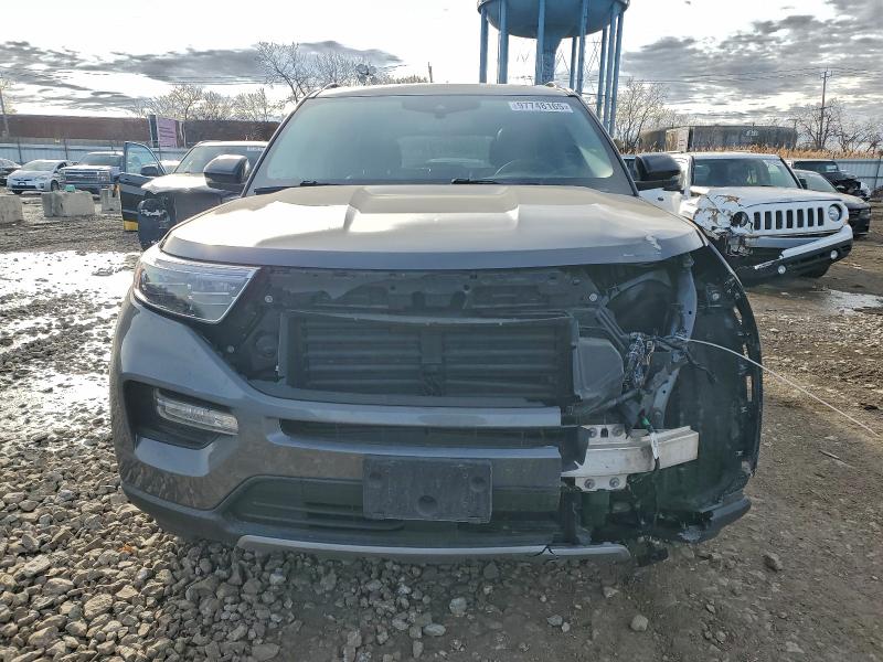 Foto 5 de la subasta – 2022 FORD EXPLORER L con VIN 1FMSK8FH3NGA44616