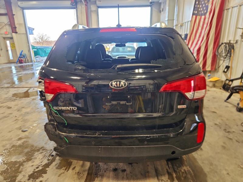 Photo 6 from auction – 2015 KIA SORENTO LX with VIN 5XYKTCA63FG633793