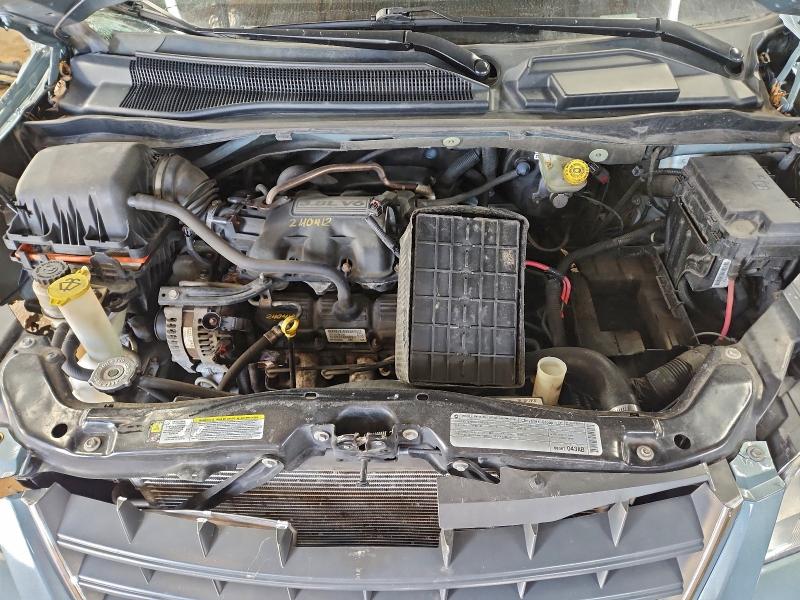 Photo 12 from auction – 2010 CHRYSLER TOWN & COU with VIN 2A4RR5D16AR393873