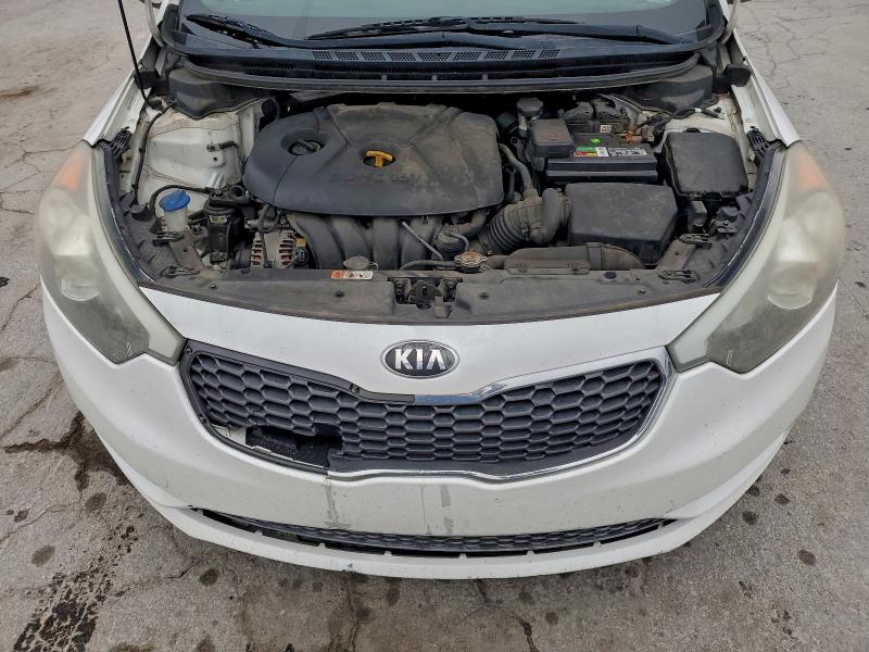 Photo 11 from auction – 2015 KIA FORTE LX with VIN KNAFX4A60F5368221