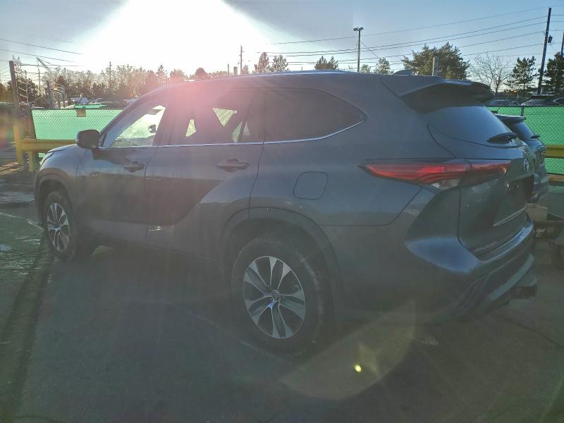 Photo 2 from auction – 2021 TOYOTA HIGHLANDER with VIN 5TDHZRBH7MS084692