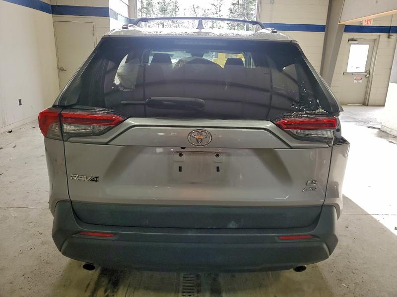 Photo 6 from auction – 2021 TOYOTA RAV4 LE with VIN 2T3F1RFV2MC246856