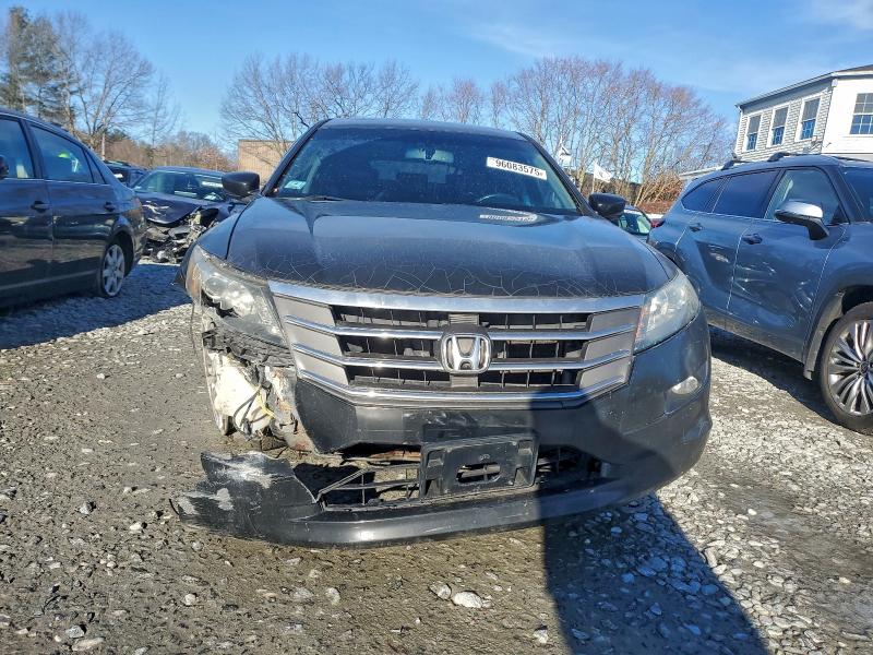 Photo 5 from auction – 2011 HONDA ACCORD CRO with VIN 5J6TF2H58BL006714