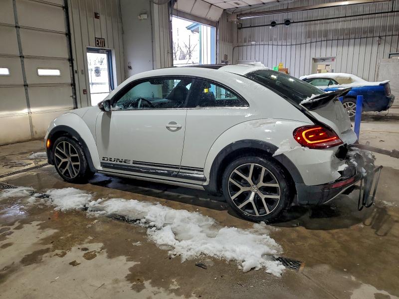 Photo 2 from auction – 2018 VOLKSWAGEN BEETLE DUN with VIN 3VWSD7AT0JM714804
